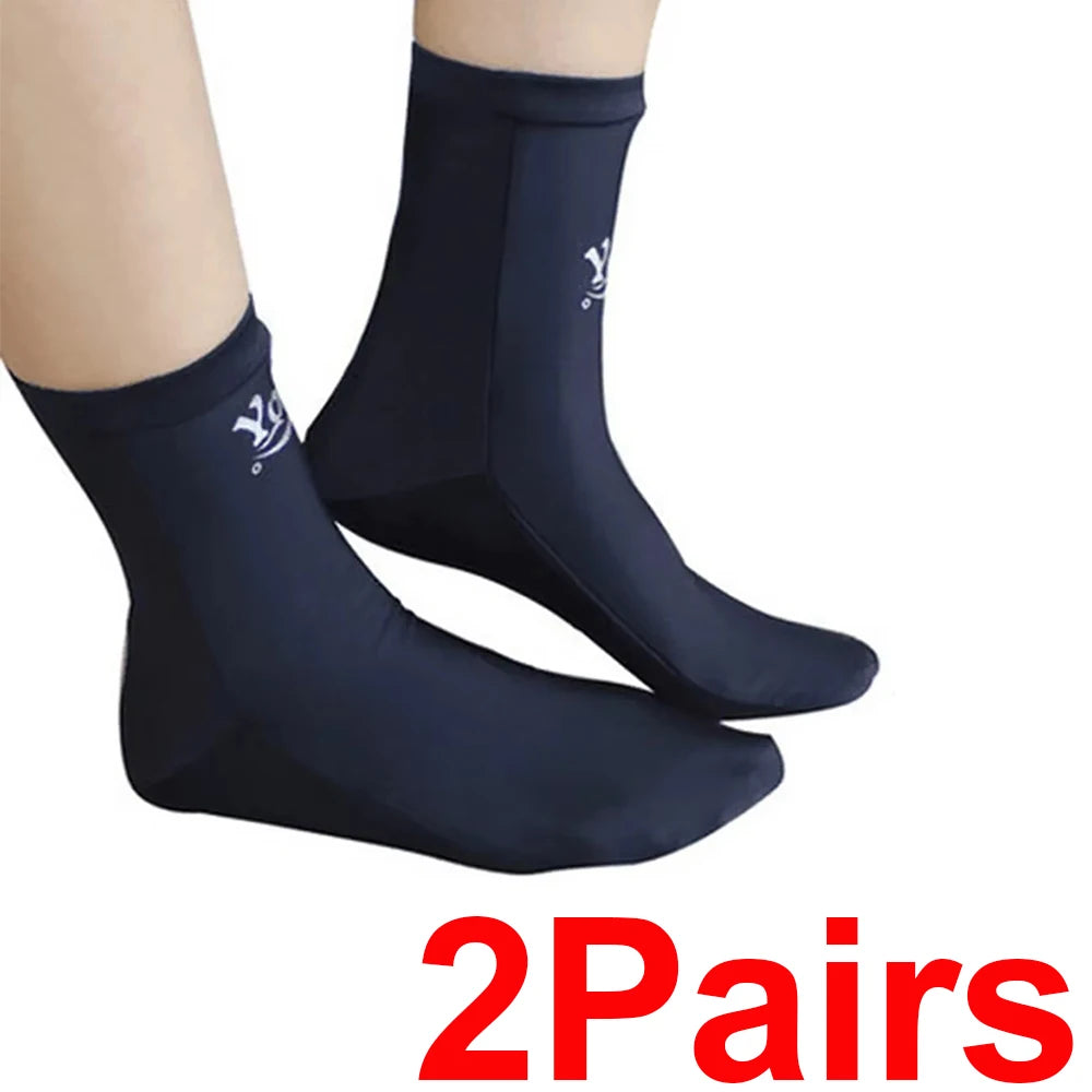 Chaussettes de plongée en lycra légères en polyamide pour hommes et femmes.