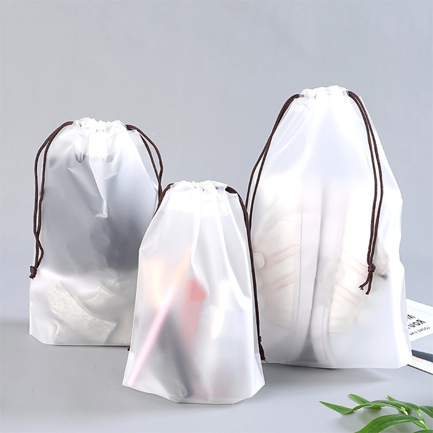 Pochette de rangement en nylon imperméable avec cordon de serrage. - CAMPAERO